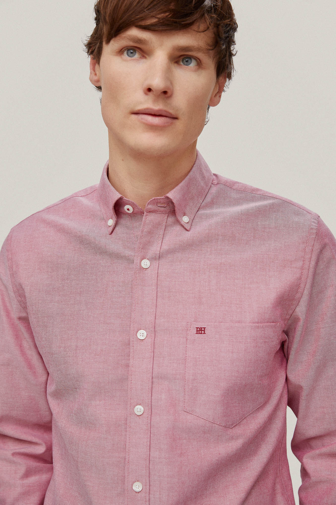 Camisa Oxford lisa que não precisa passar - Vermelha
