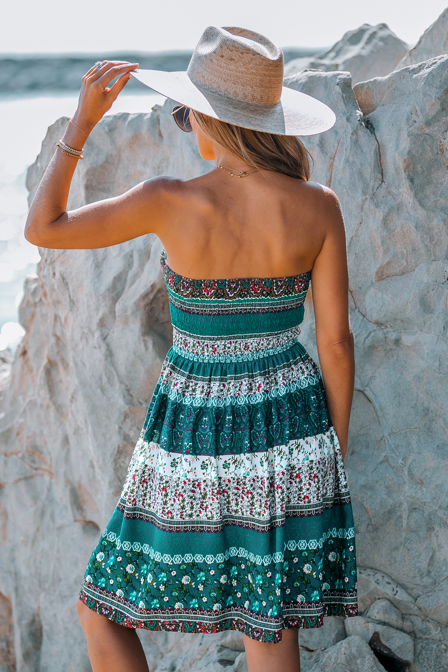 Robe bustier à smocks et imprimé paisley
