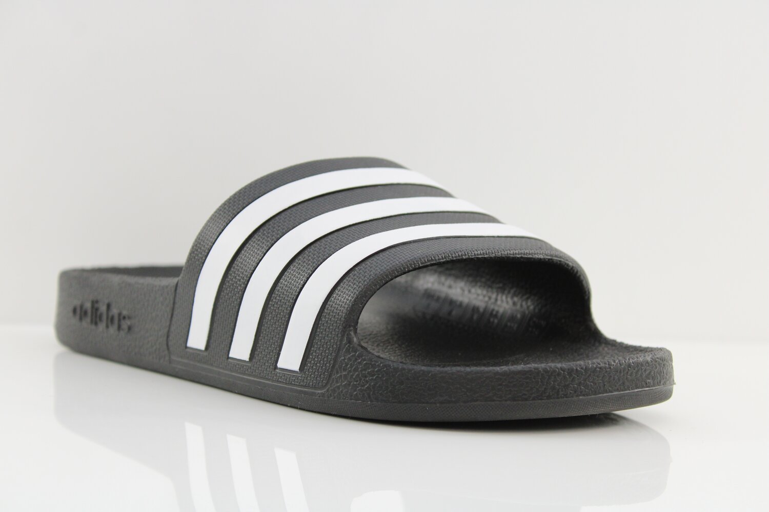 Adidas Badeschuhe