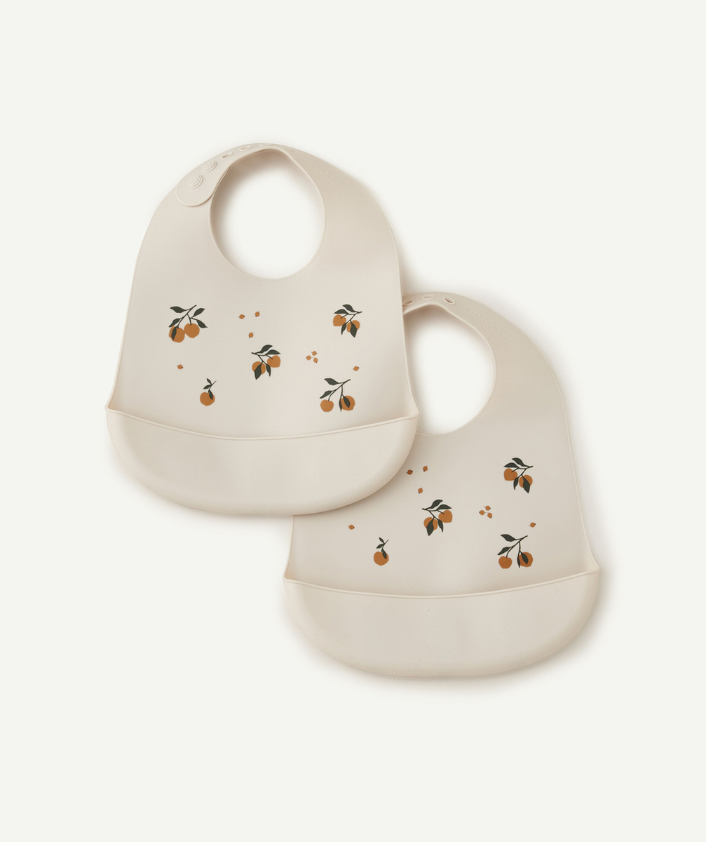 LIEWOODLOT DE 2 BAVOIRS TILDA EN SILICONE BEIGE AVEC MOTIF PÊCHE