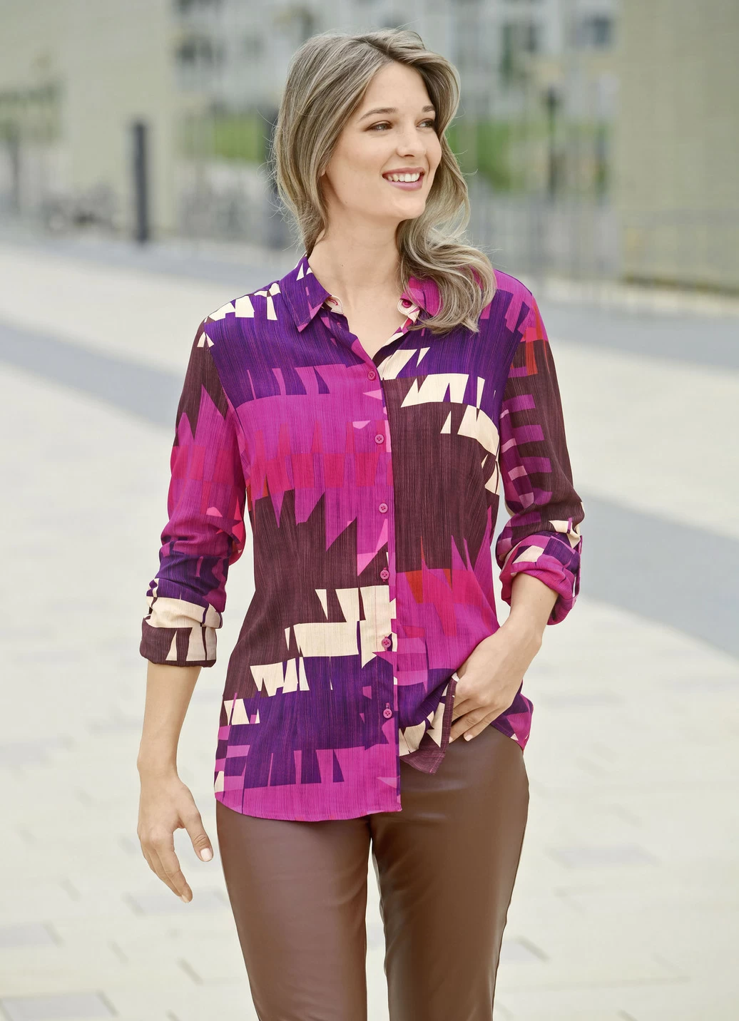 Bluse mit farbbrillantem Druck