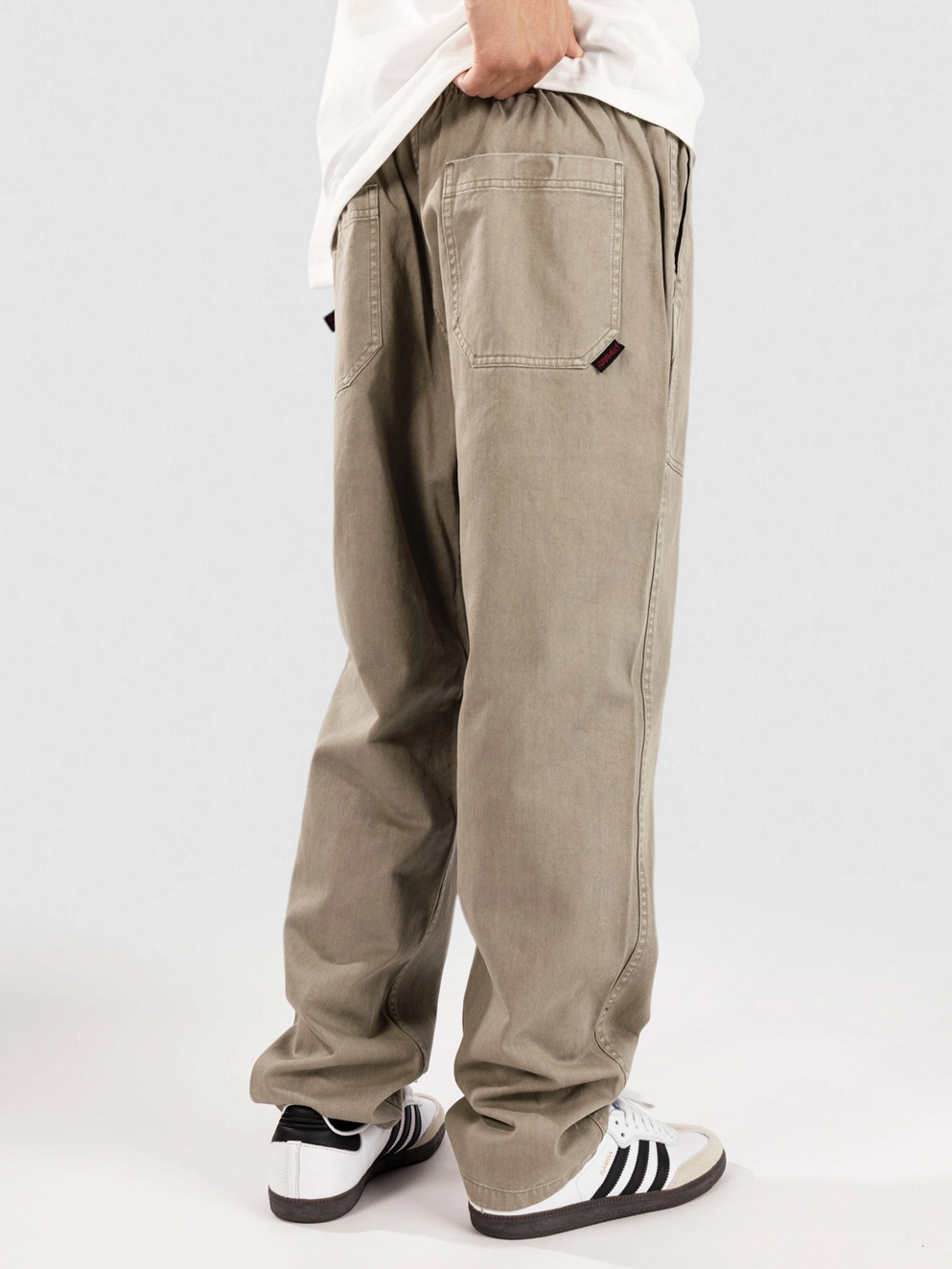 Gramicci Loose Tapered Ridge Pants pigment sage green