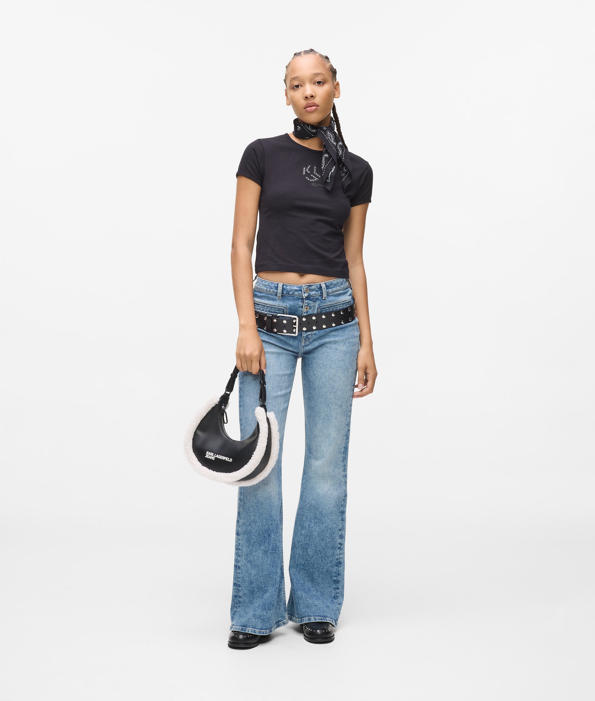 T-shirt met studs en Monogram