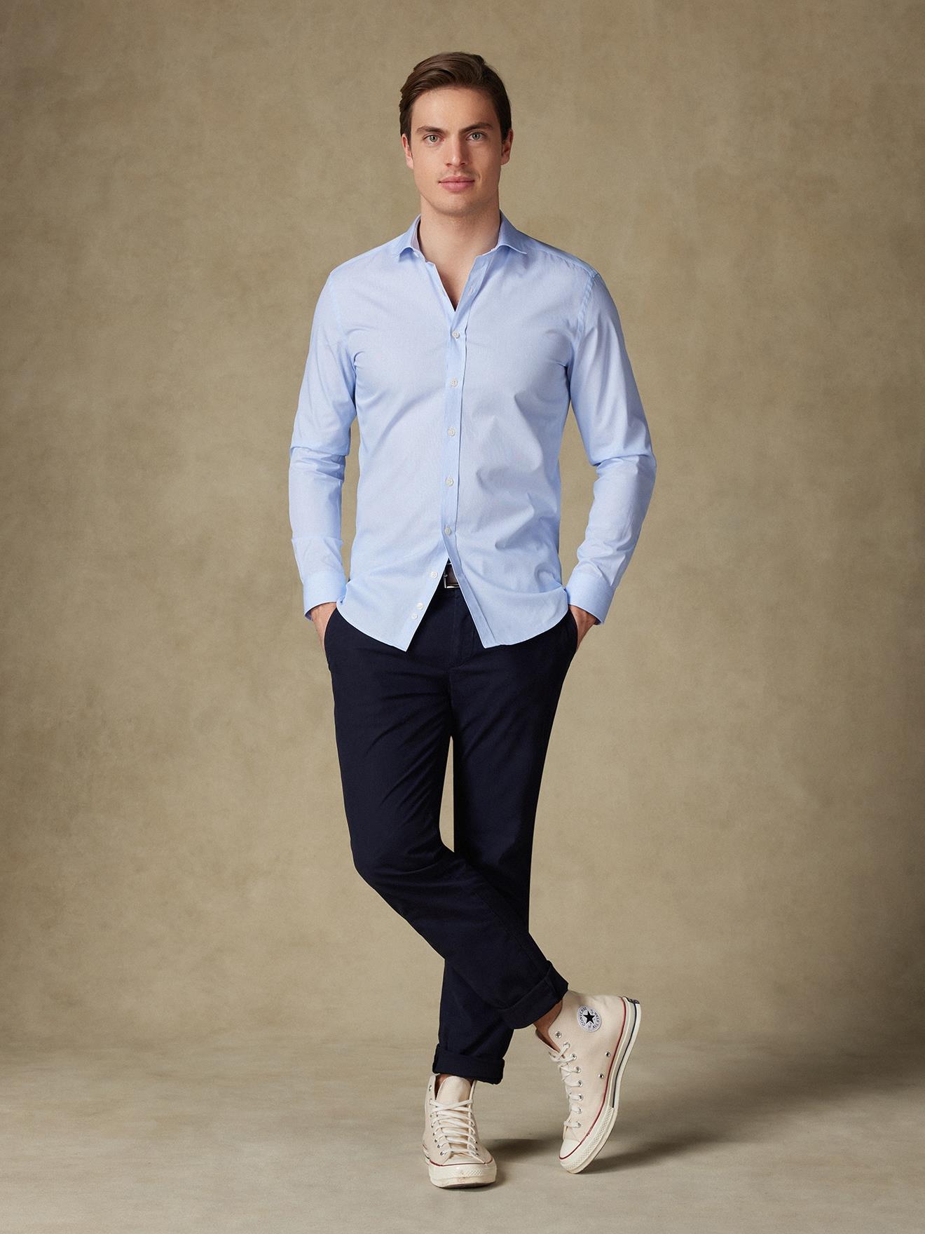 Chemise cintrée en mille raies ciel