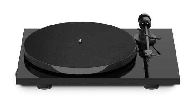 Pro-Ject E1 AT3600L High Gloss Black