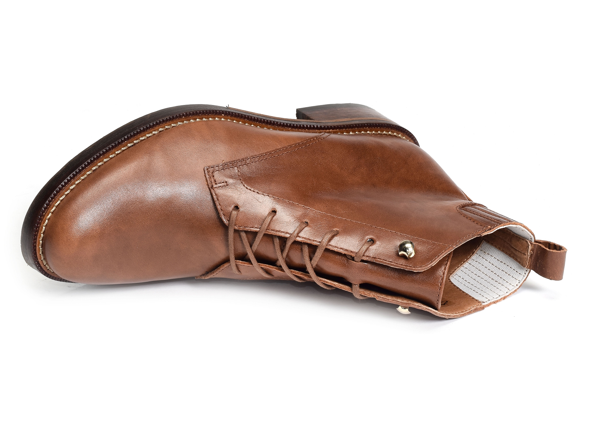 Candide desert boots camel