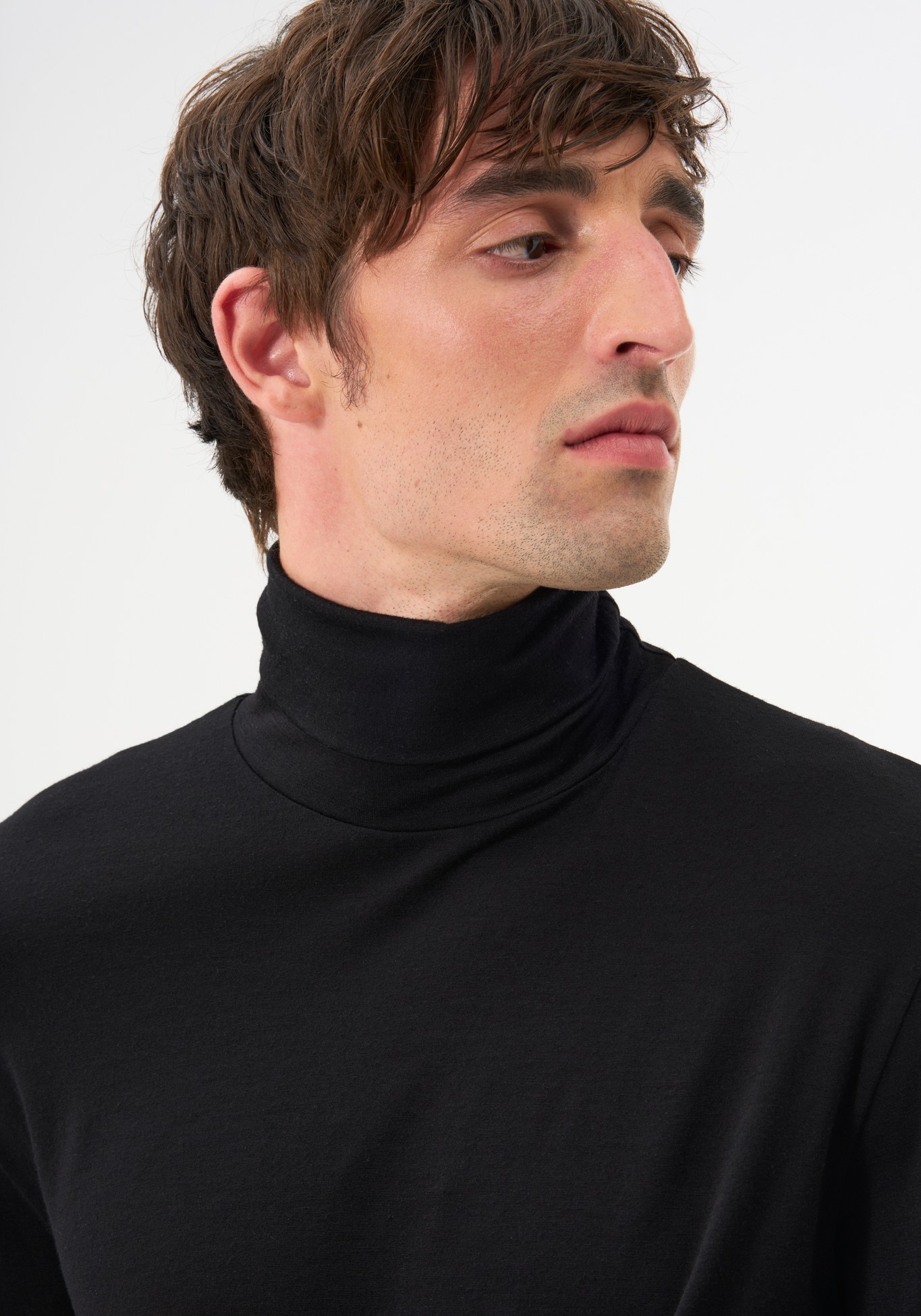 Pinqponq Turtleneck-Longsleeve Merino Men Cover Sheep Black