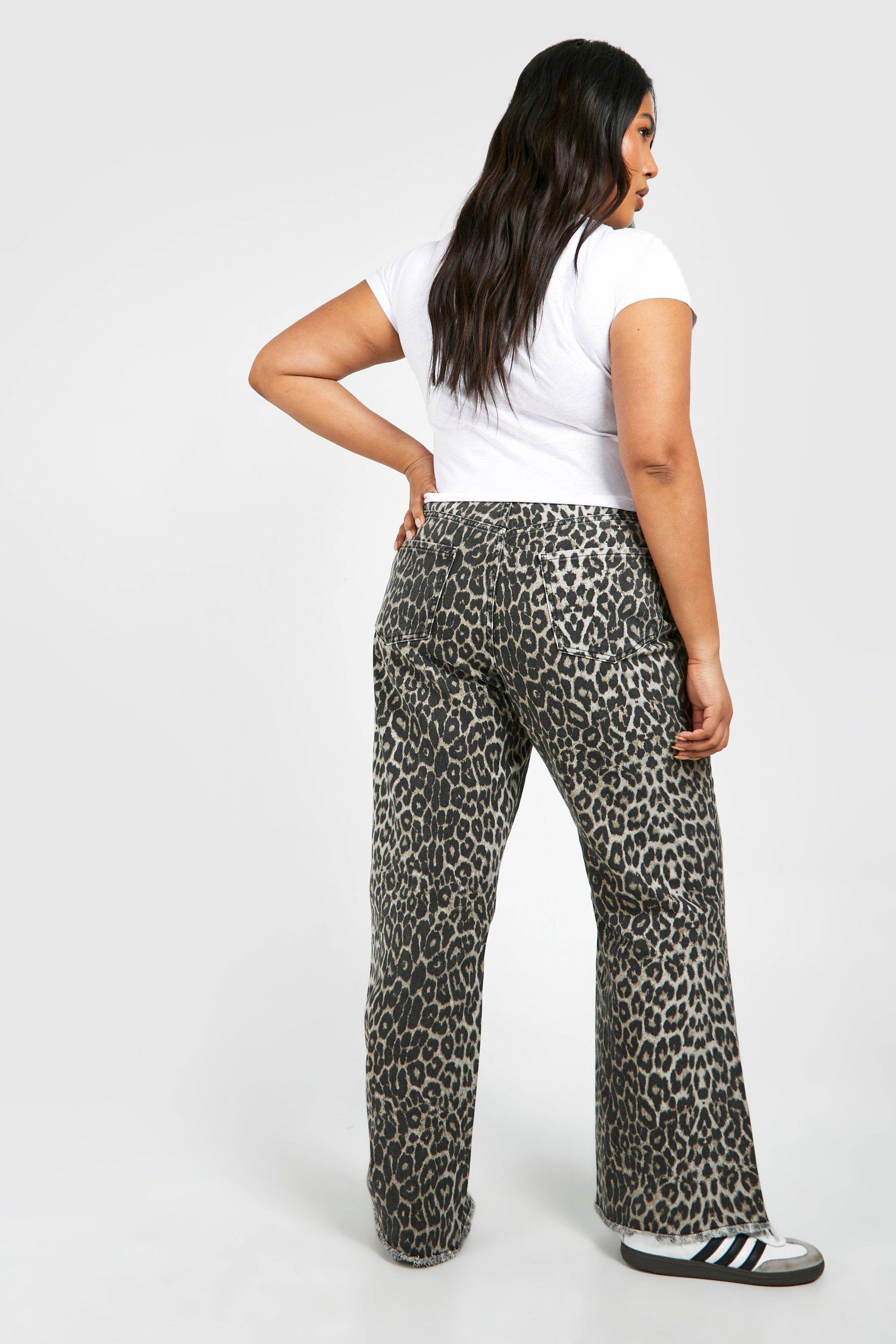 boohoo Plus Leopard Jean à Jambe Droite