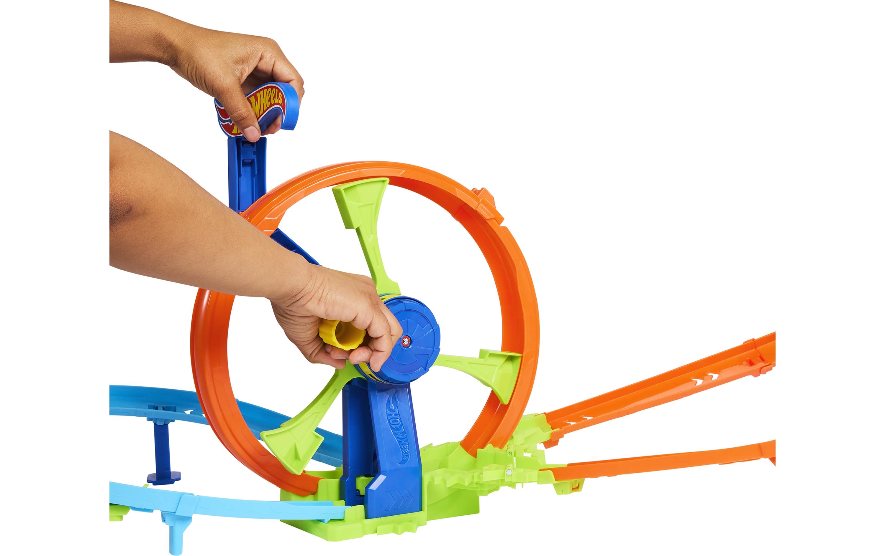 Hot Wheels Action Loop & CrashSpielzeugfahrzeug