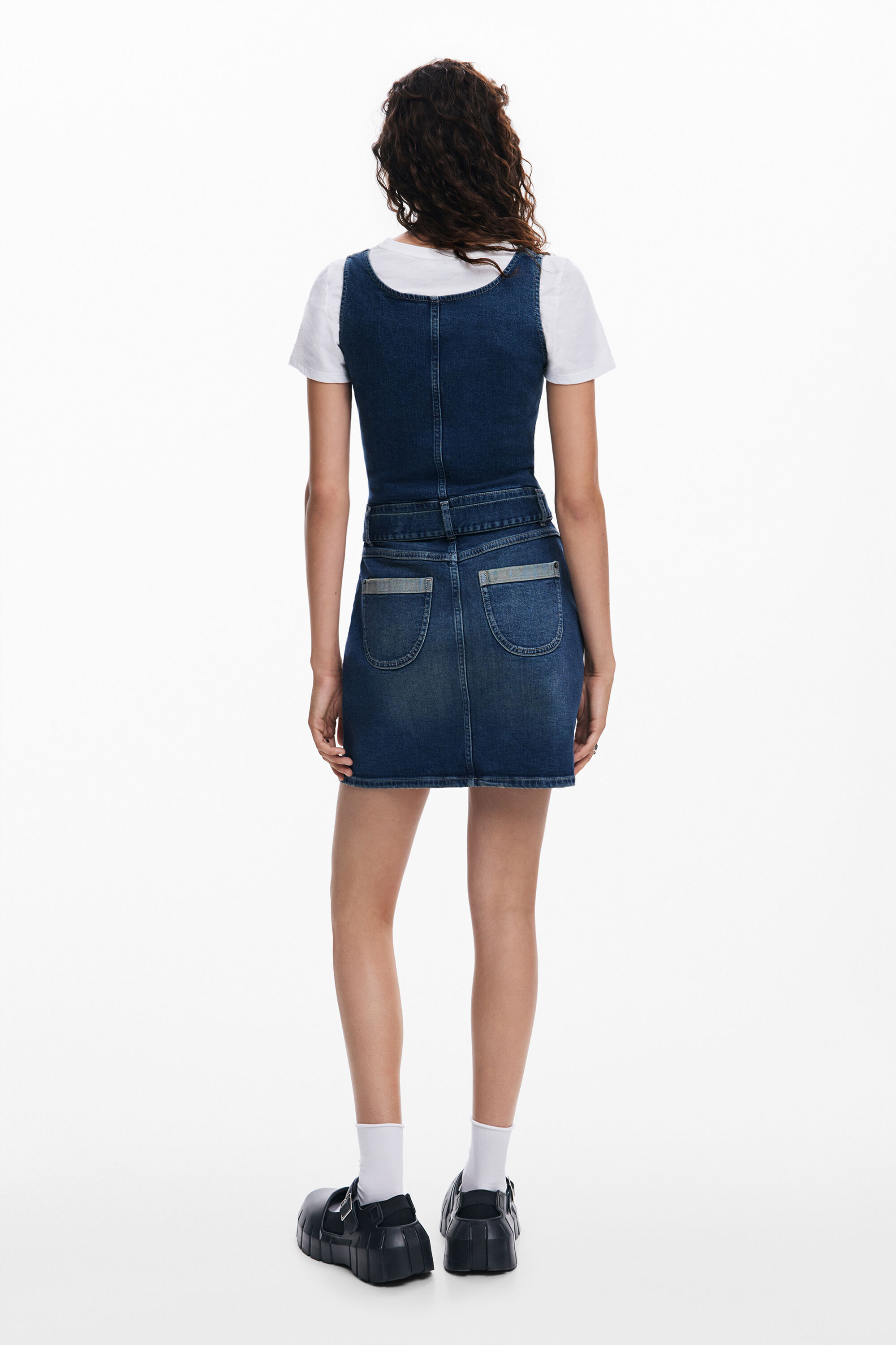 Vestido jeans com cinto