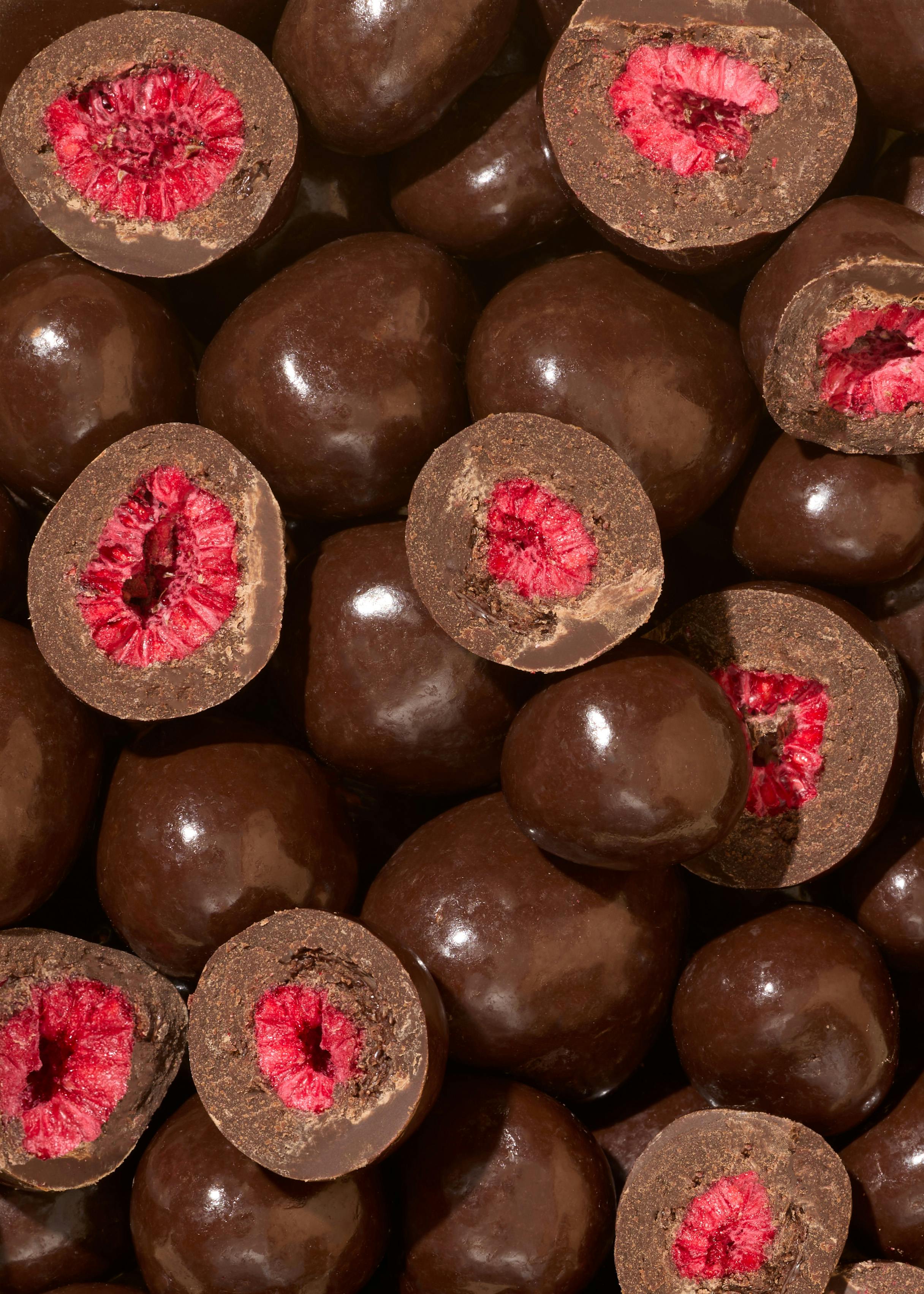 Gefriergetrocknete Himbeeren in dunkler Schokolade 1 kg