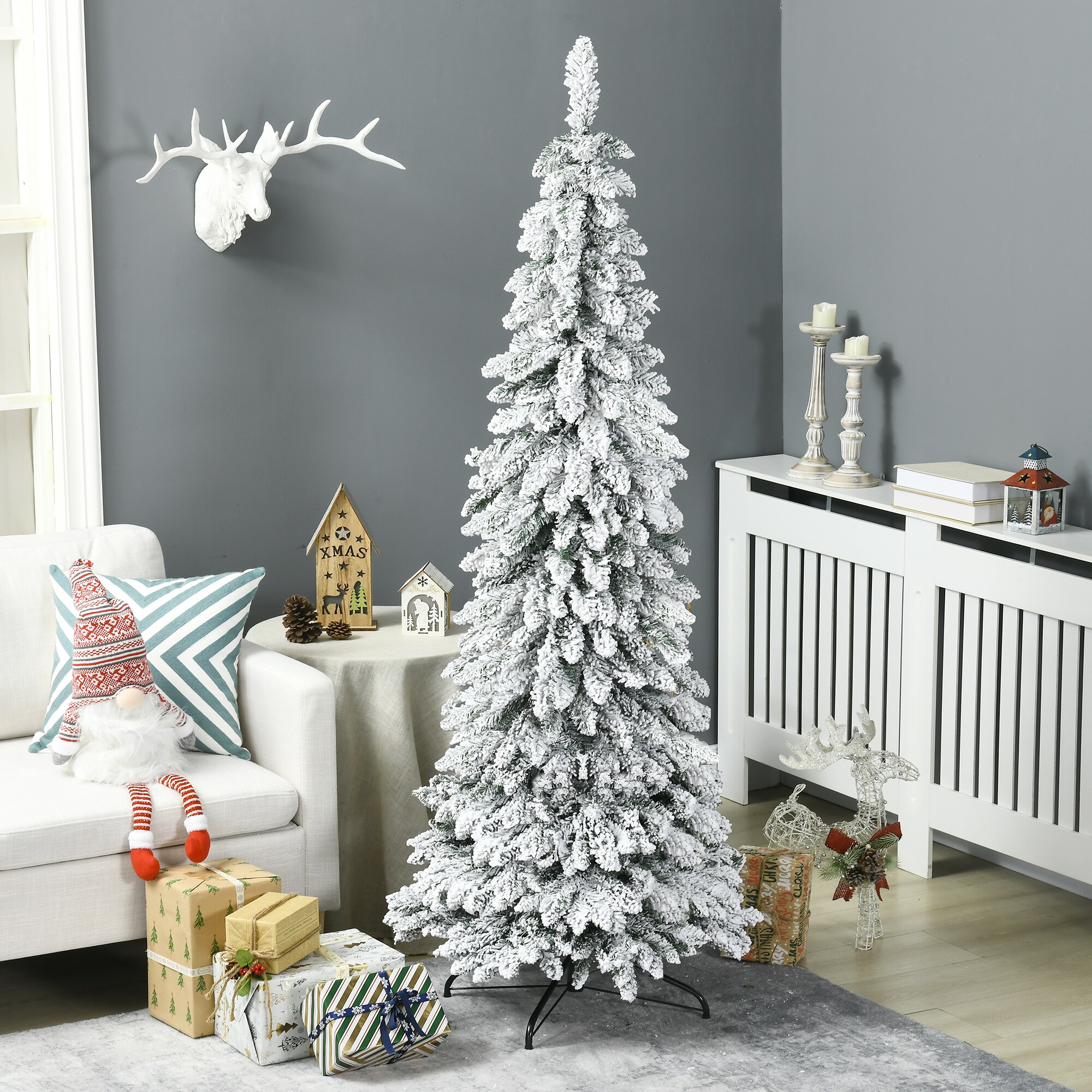 HOMCOM Künstlicher Weihnachtsbaum mit Kunstschnee und 523 Zweigen grün 74L x 74B x 180H cm