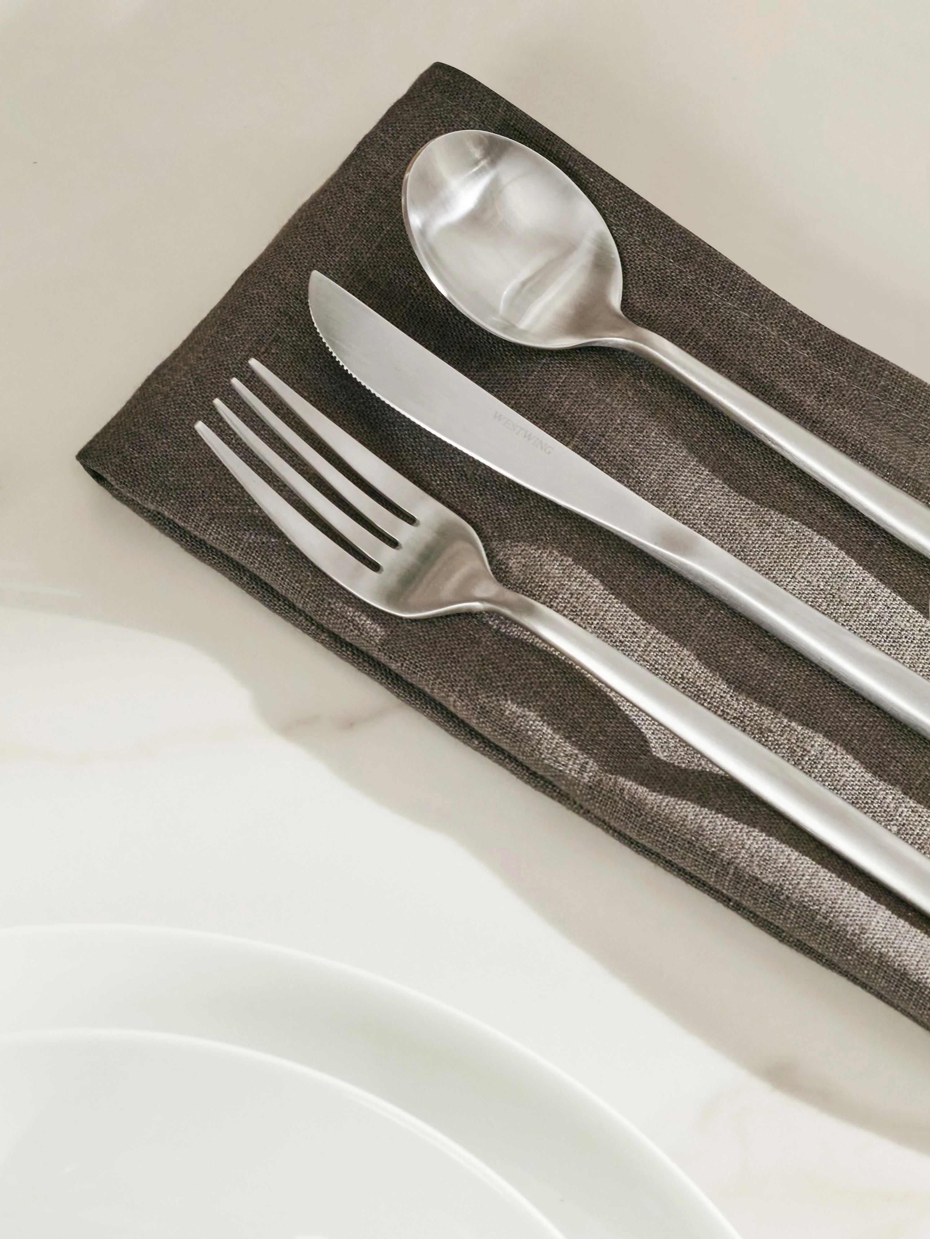 Mat geborstelde bestekset Shimmer, in verschillende setgroottes