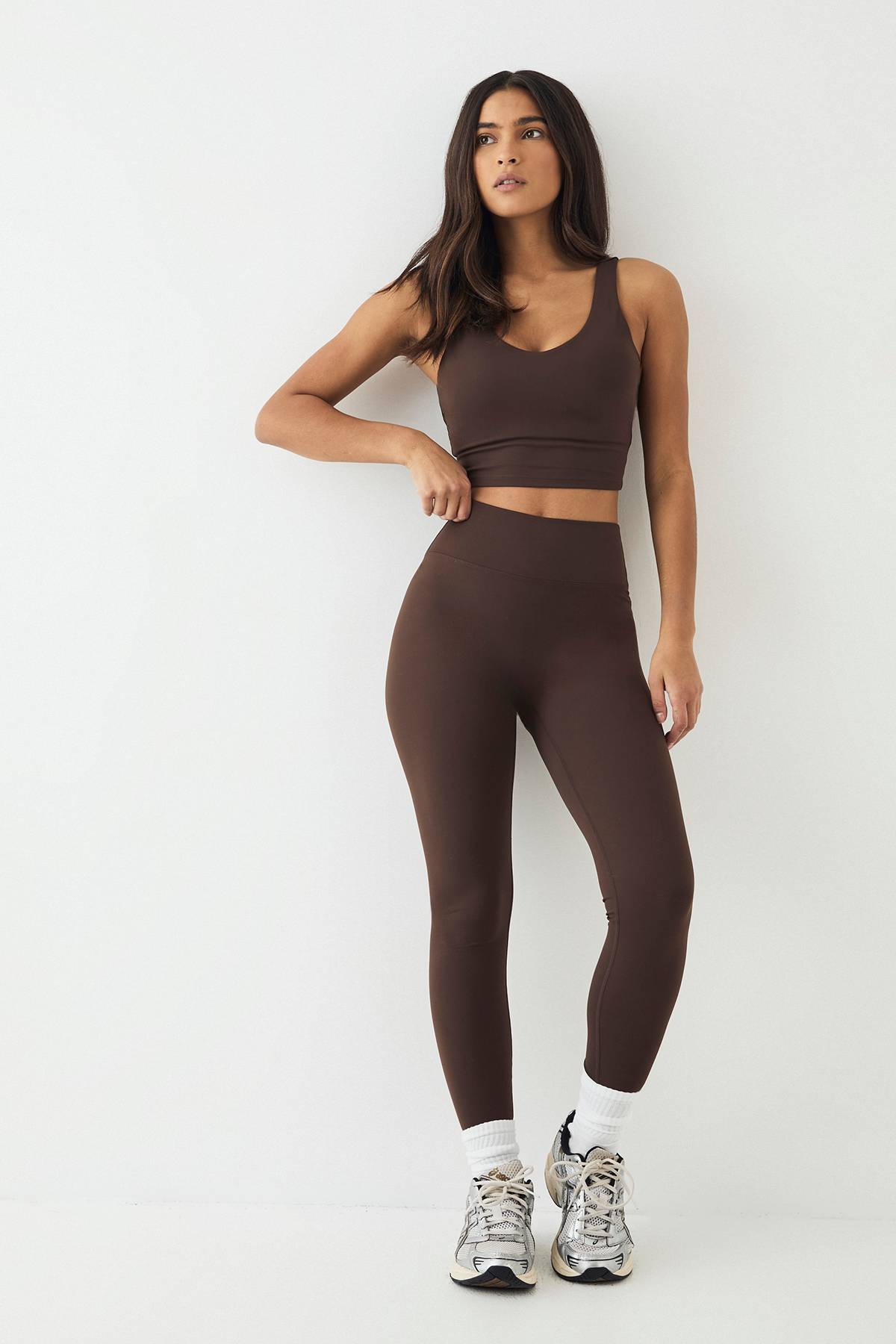 Soutien-gorge de Sport DSGN Studio Ultra Sculpt Longline Plongeant