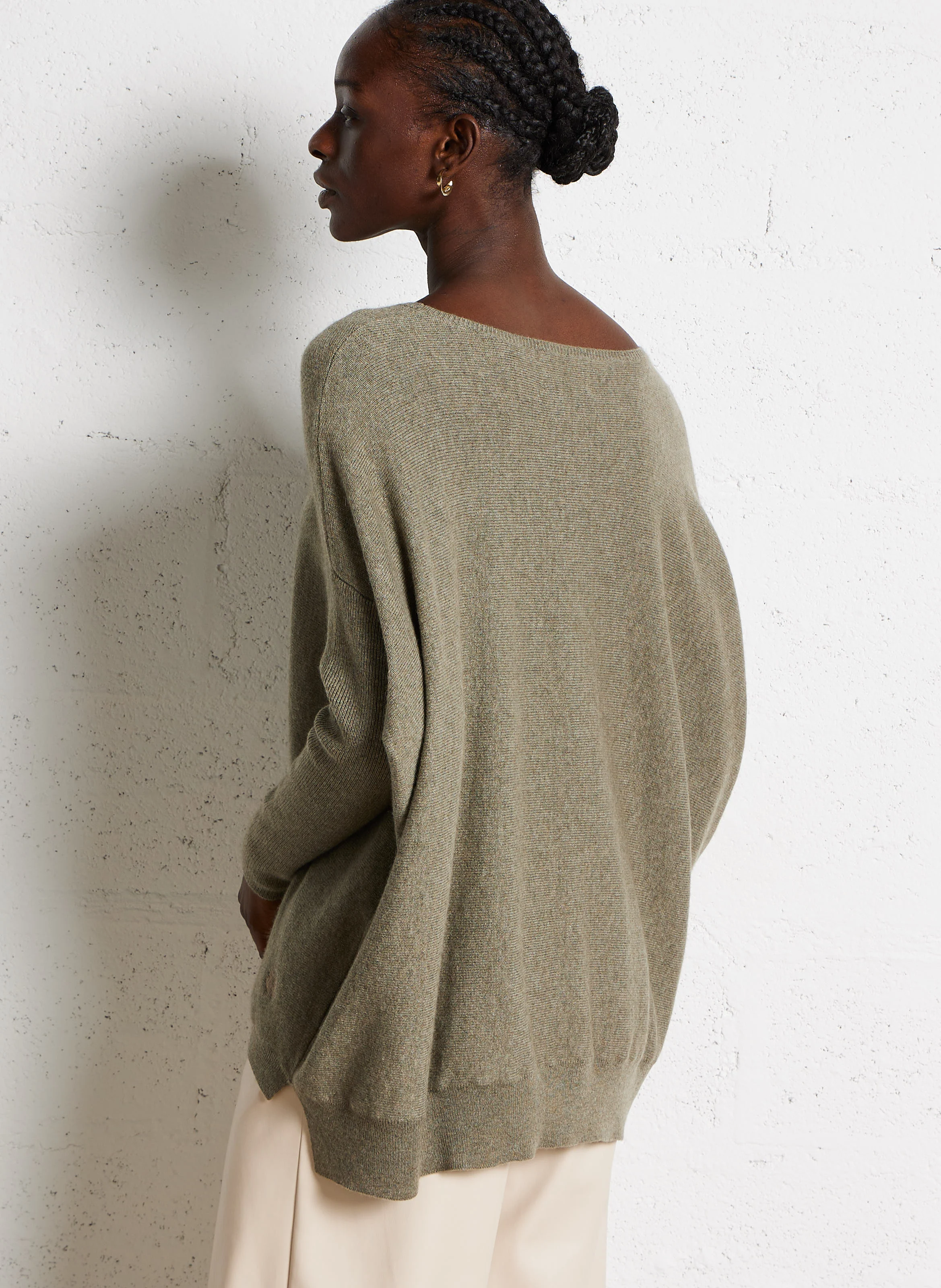 JESSY - Pull ample col bateau en cachemire | Vert