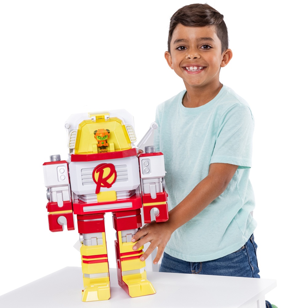 Ryan's World Mega Mecha Titan