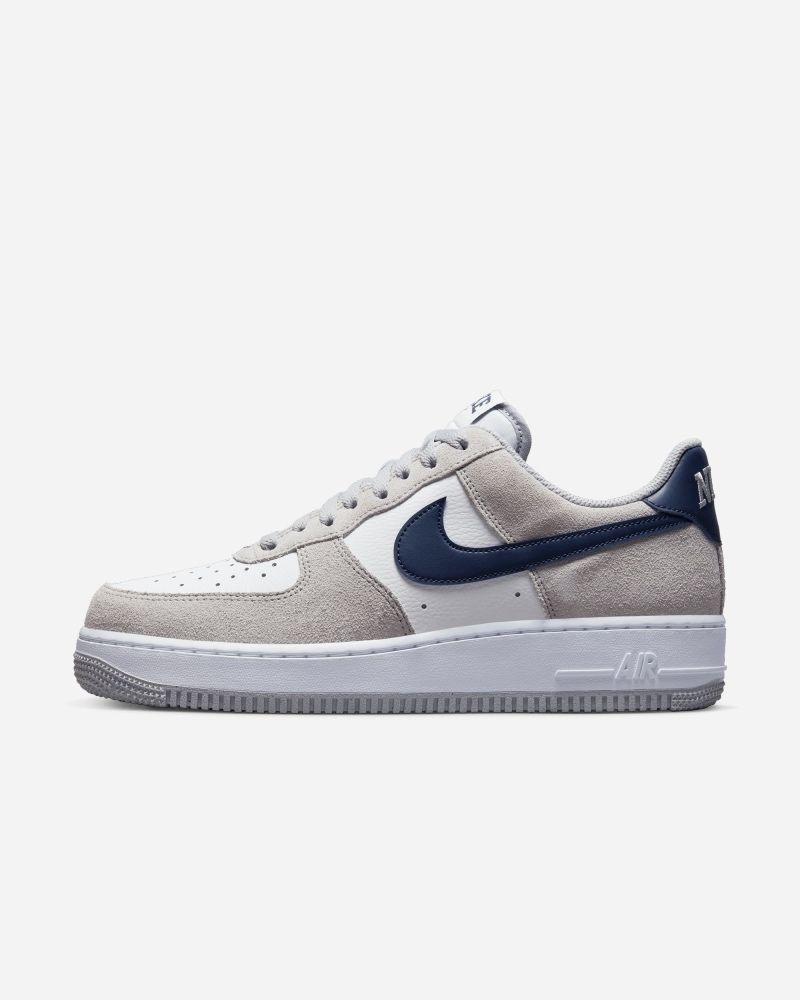 Chaussures Nike Air Force 1 '07 Gris pour homme