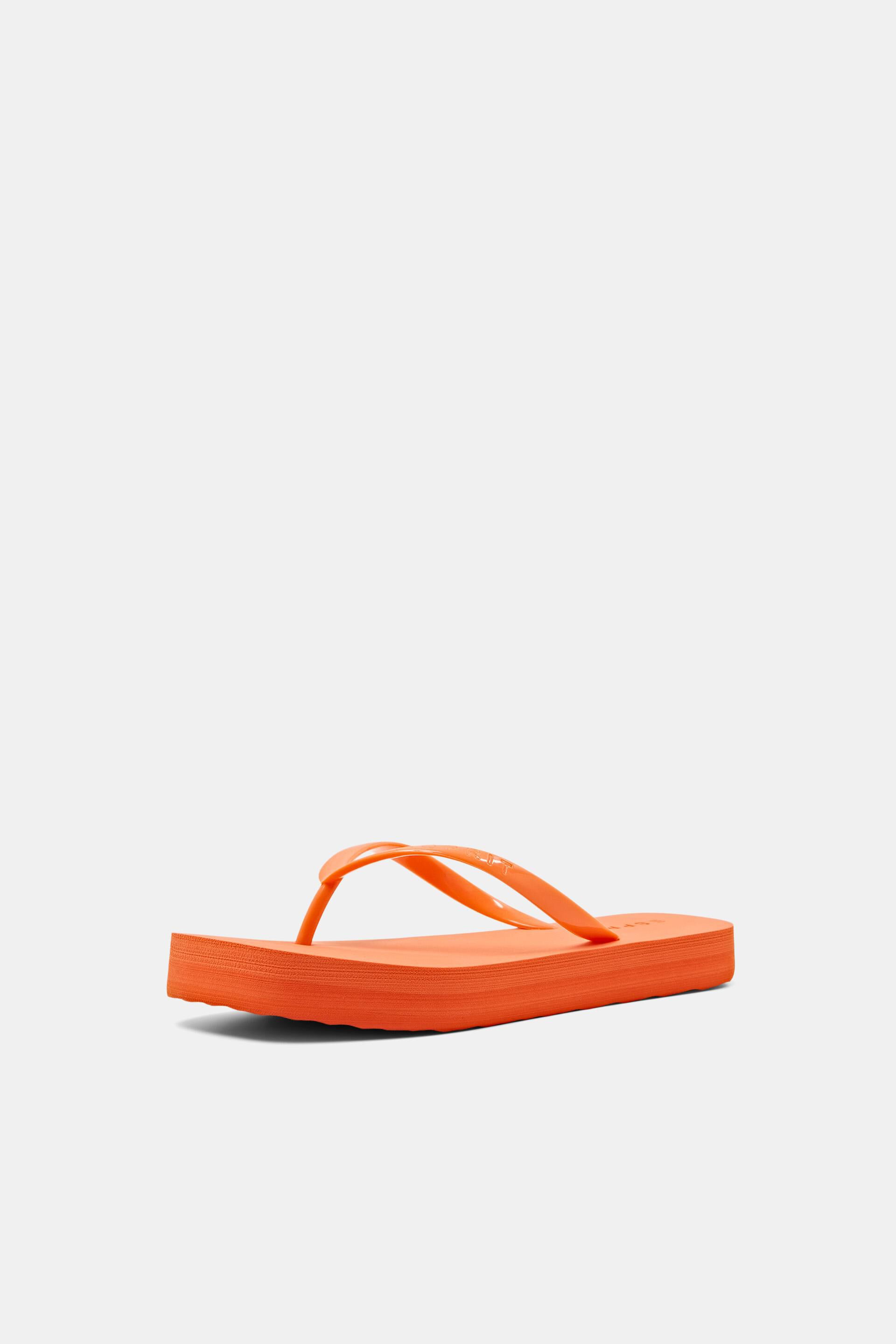 Tongs à semelle à plateau