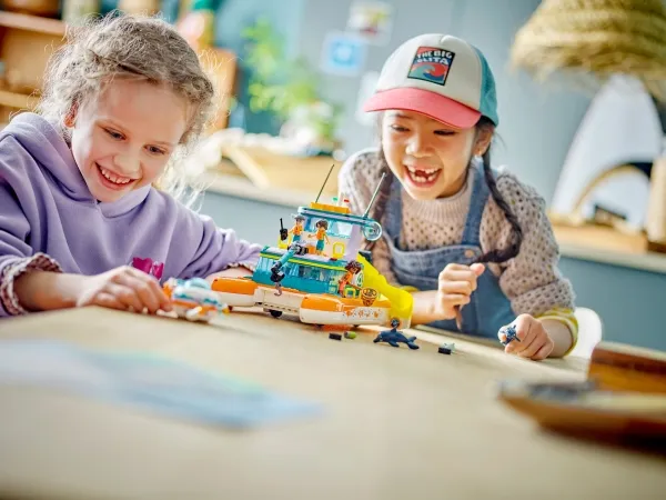 LEGO Friends 41734 Redningsbåd
