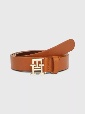 Cinto de couro com fivela monogramada