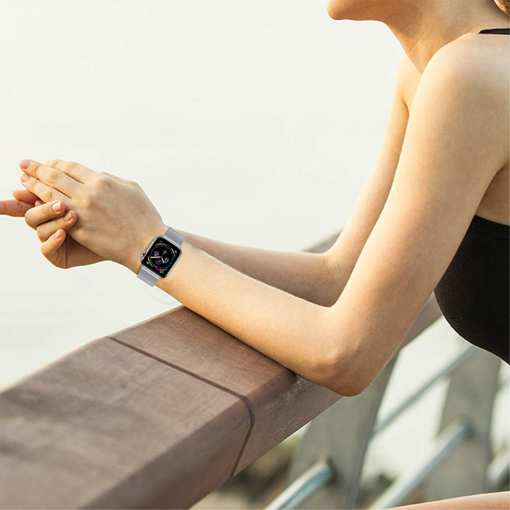 Apple Watch (49/46/45/44 mm) Edelstahl Milanaise Armband mit Butterfly Verschluss (Gelenkumfang: 175-245mm) - Silber