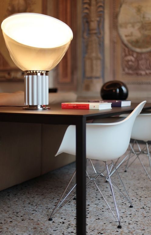 Vitra Eames DAR stoel verchroomd onderstel, White