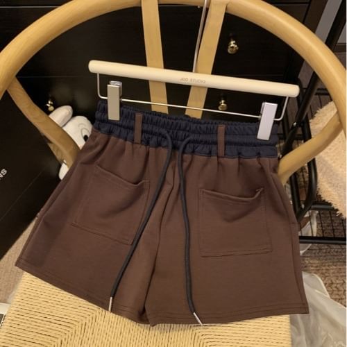 Mikiko - Tweekleurige joggingbroek met trekkoord in de taille