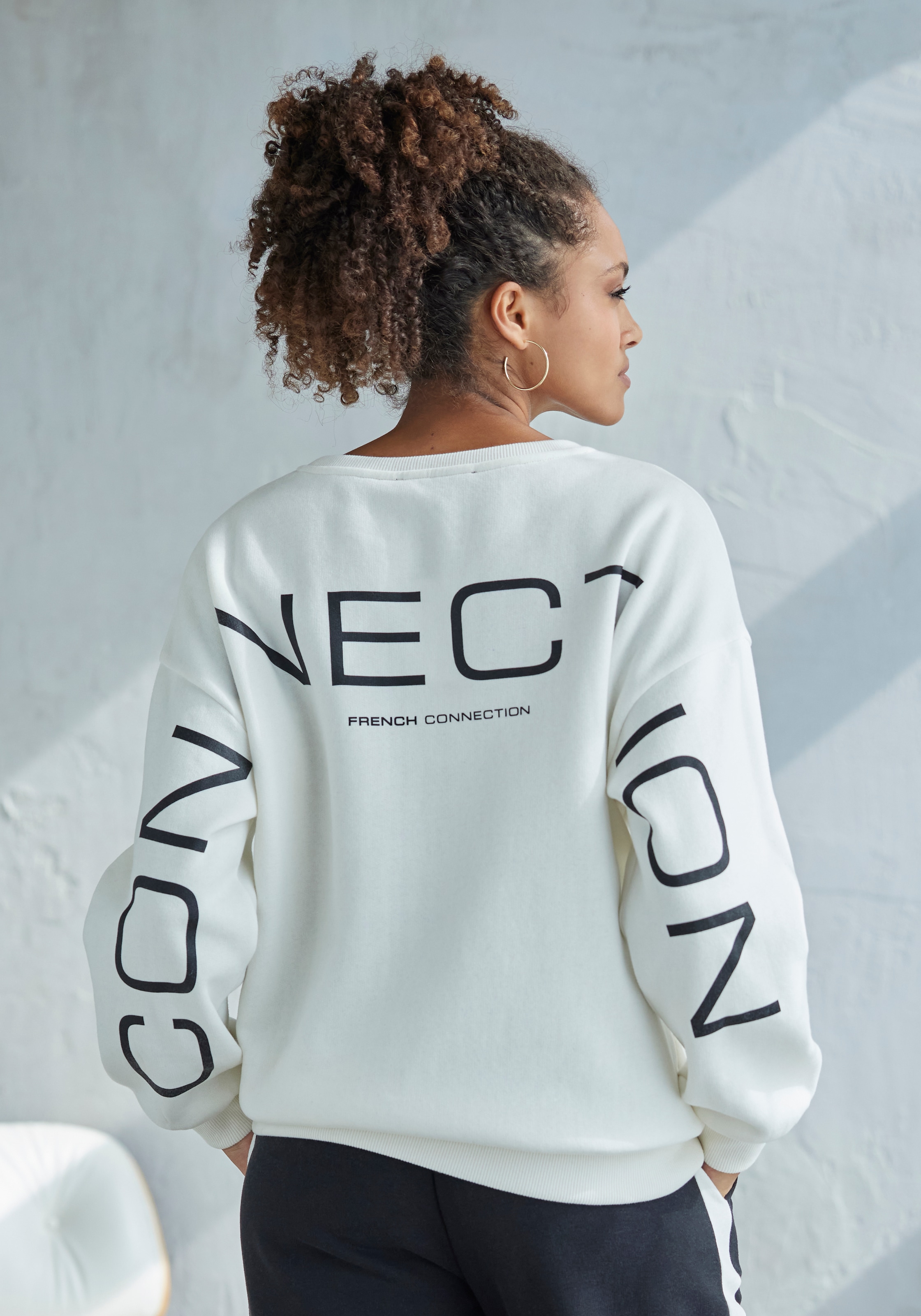 French Connection Sweatshirt , mit Schriftzug auf dem Rücken