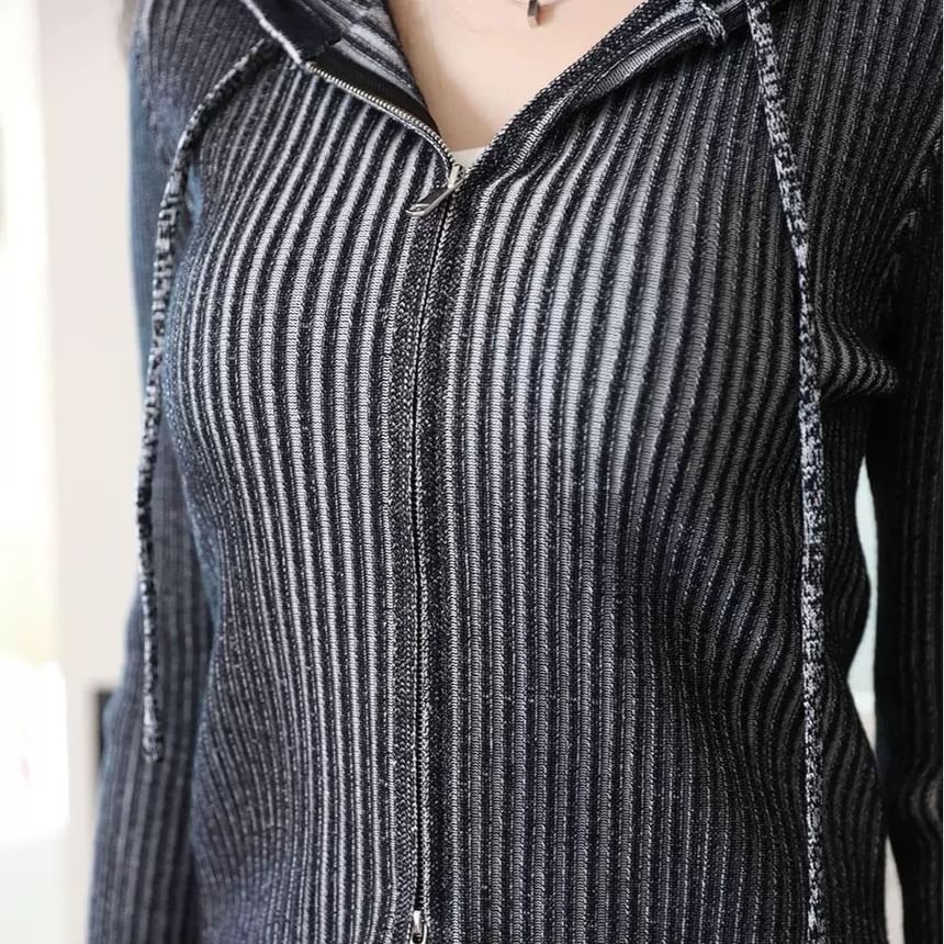 PINPI - Cropped vest met capuchon en rits