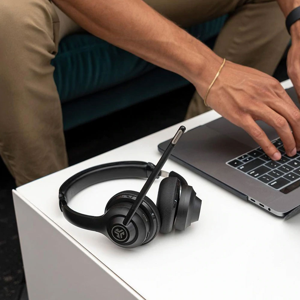 Go Work Bluetooth 5.0 On-Ear Kopfhörer Wireless C3 LED Headset   Mikrofon (IEUHBGOWO) - Schwarz