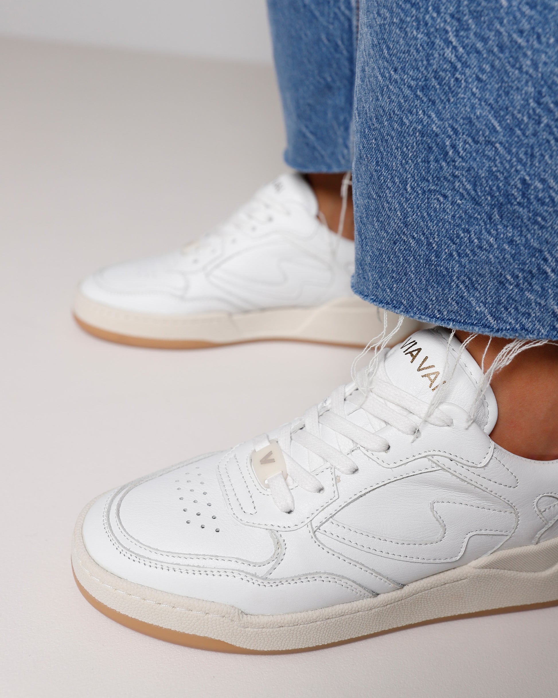 VIA VAI witte dames sneakers Sam Levi