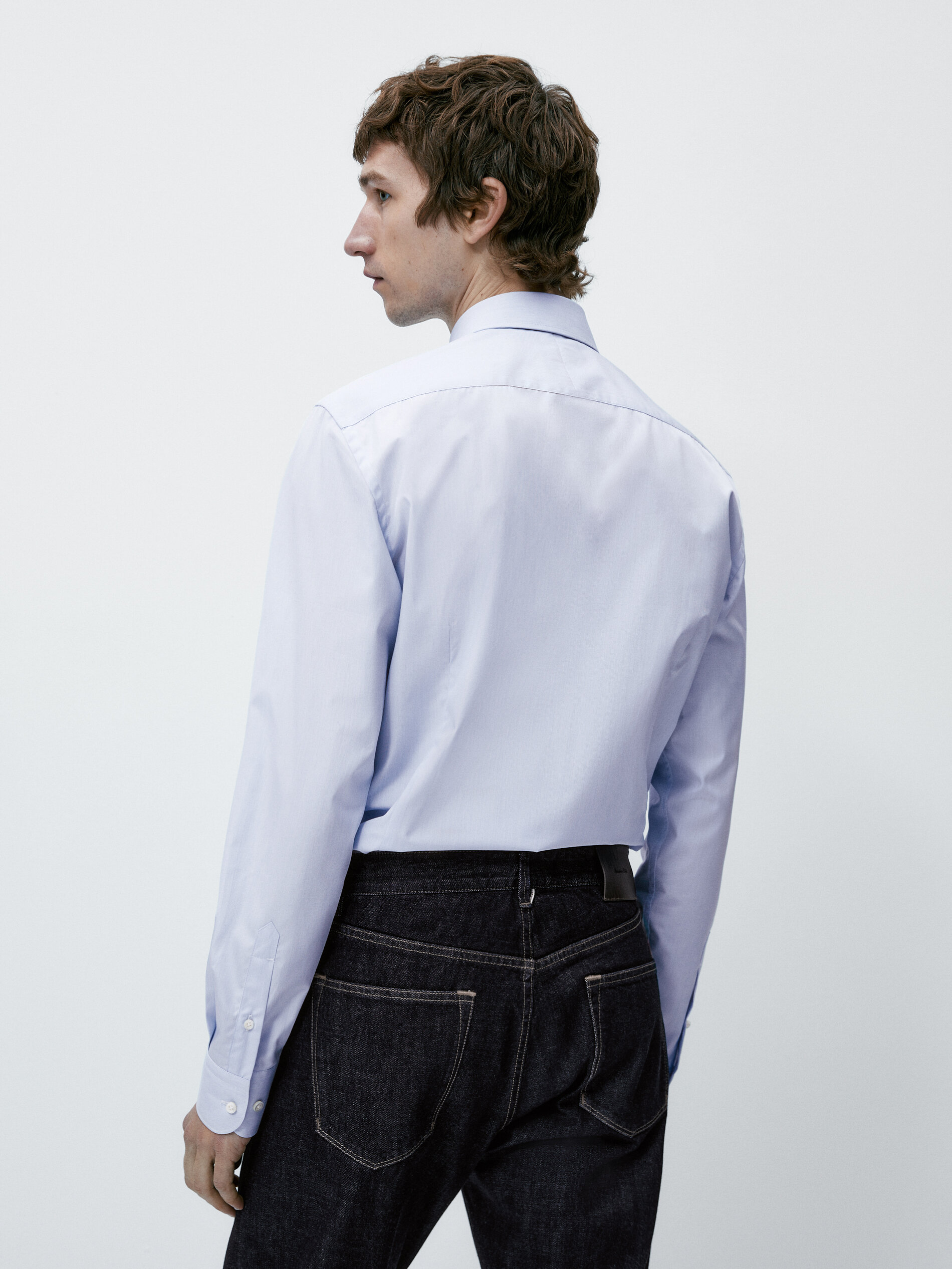 Camisa slim fit com micro listras, fácil de passar - CELESTE