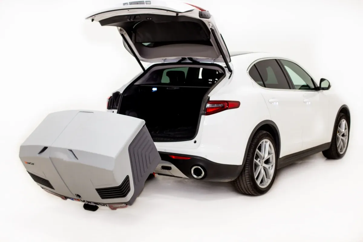 TowBox Anhængerboks V3 Artic White - 400 liter