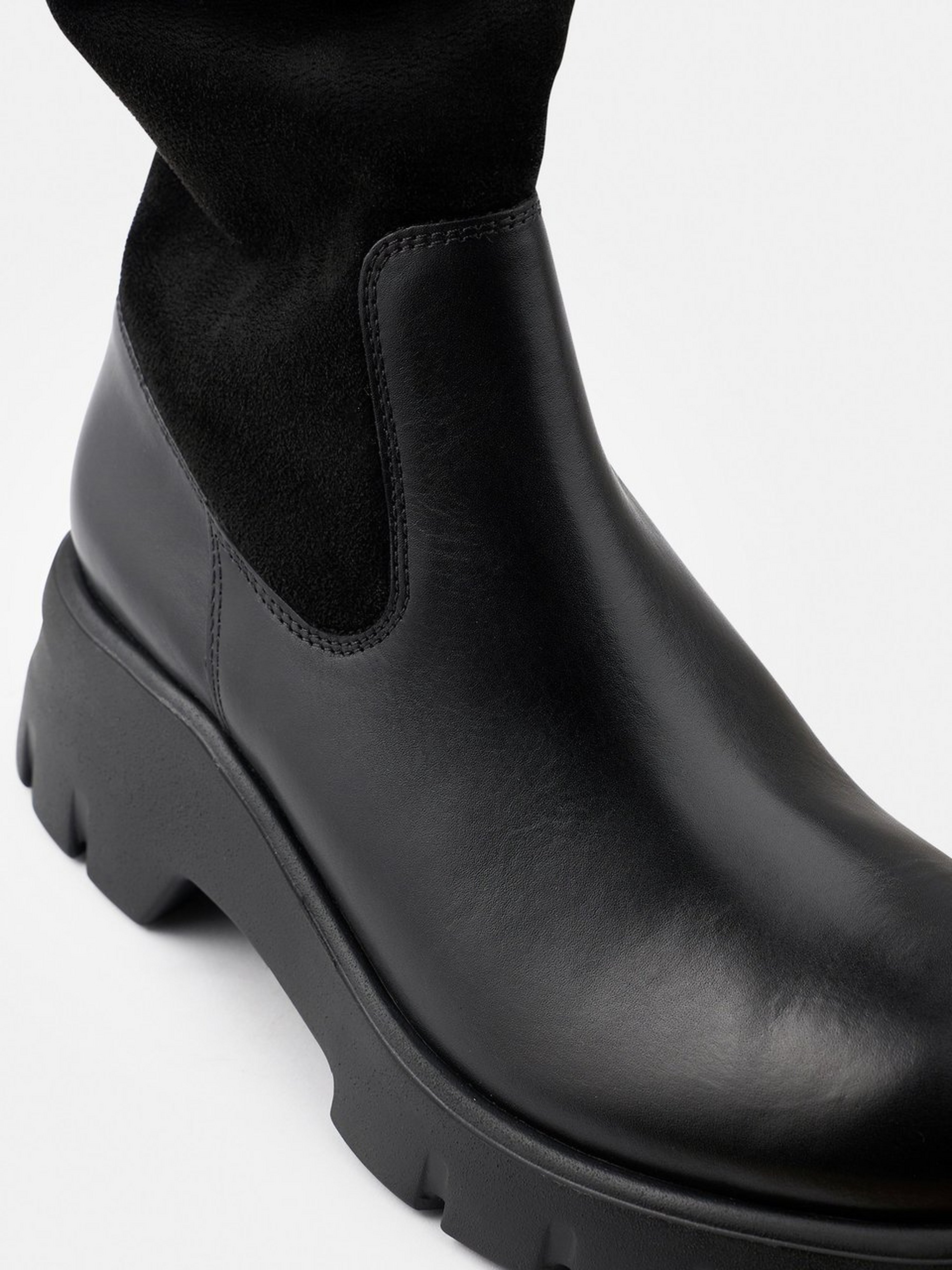 Langschaft-Stiefel