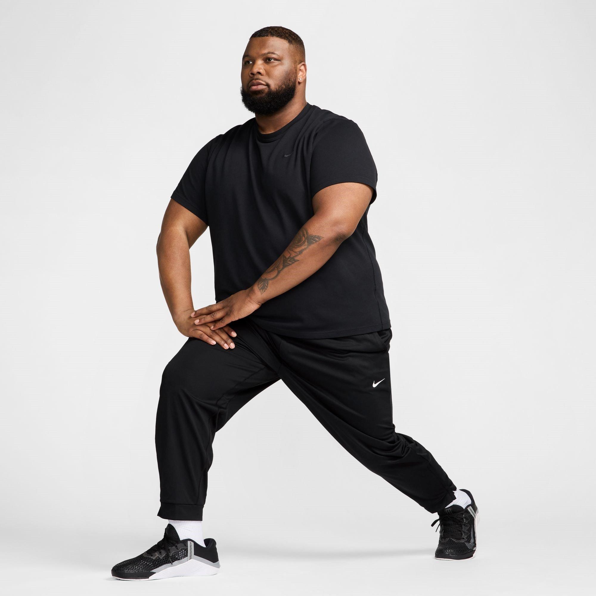 Nike Totality Mens Dri FIT Tapered Versatile Pants