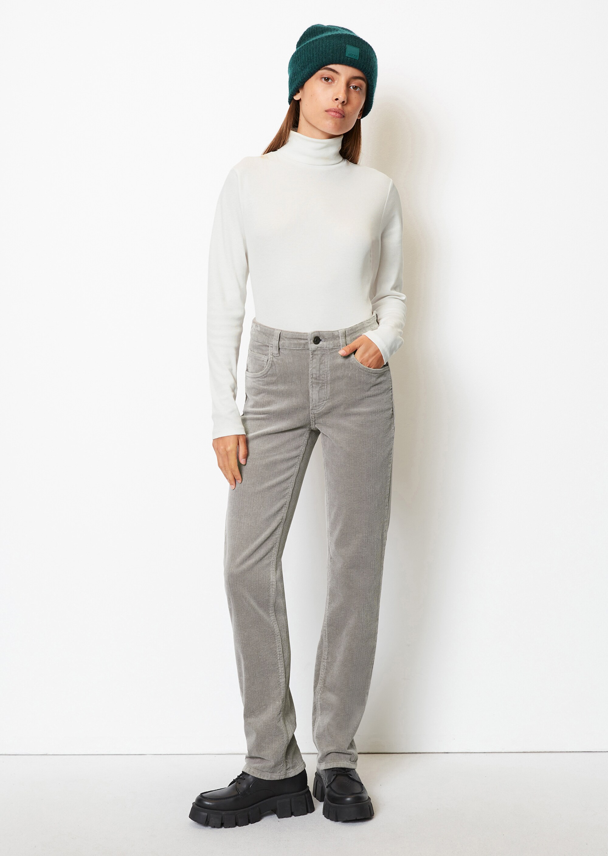 Cordhose straightaus Organic Cotton Stretch