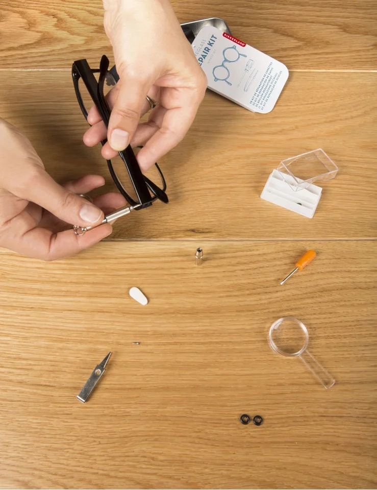 Eyeglass Repair Kit (CD133)