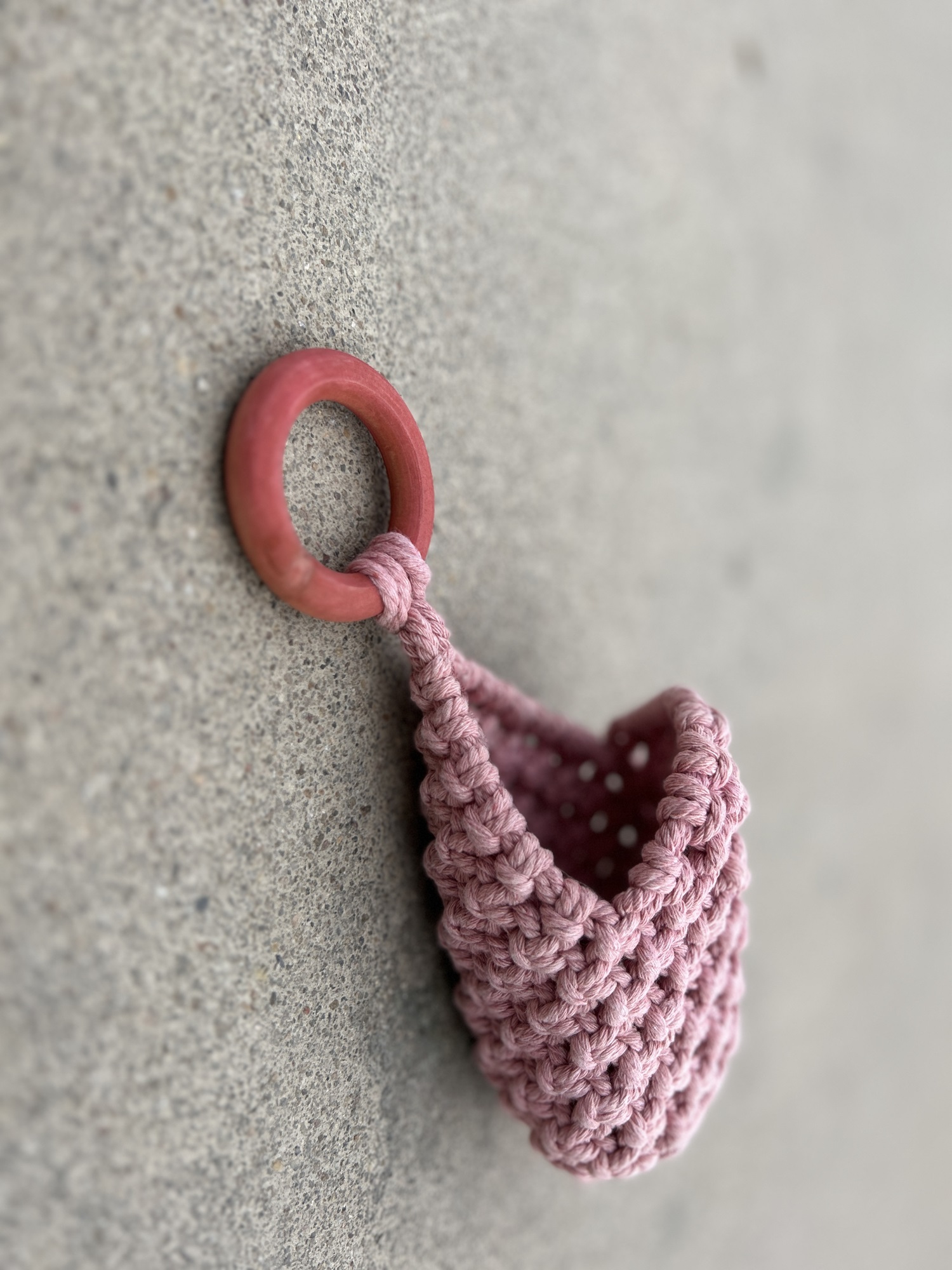 Stricktasche zum Aufhängen rosa, H 20 cm, B 10 cm, L 8 cm von fischer's lagerhaus