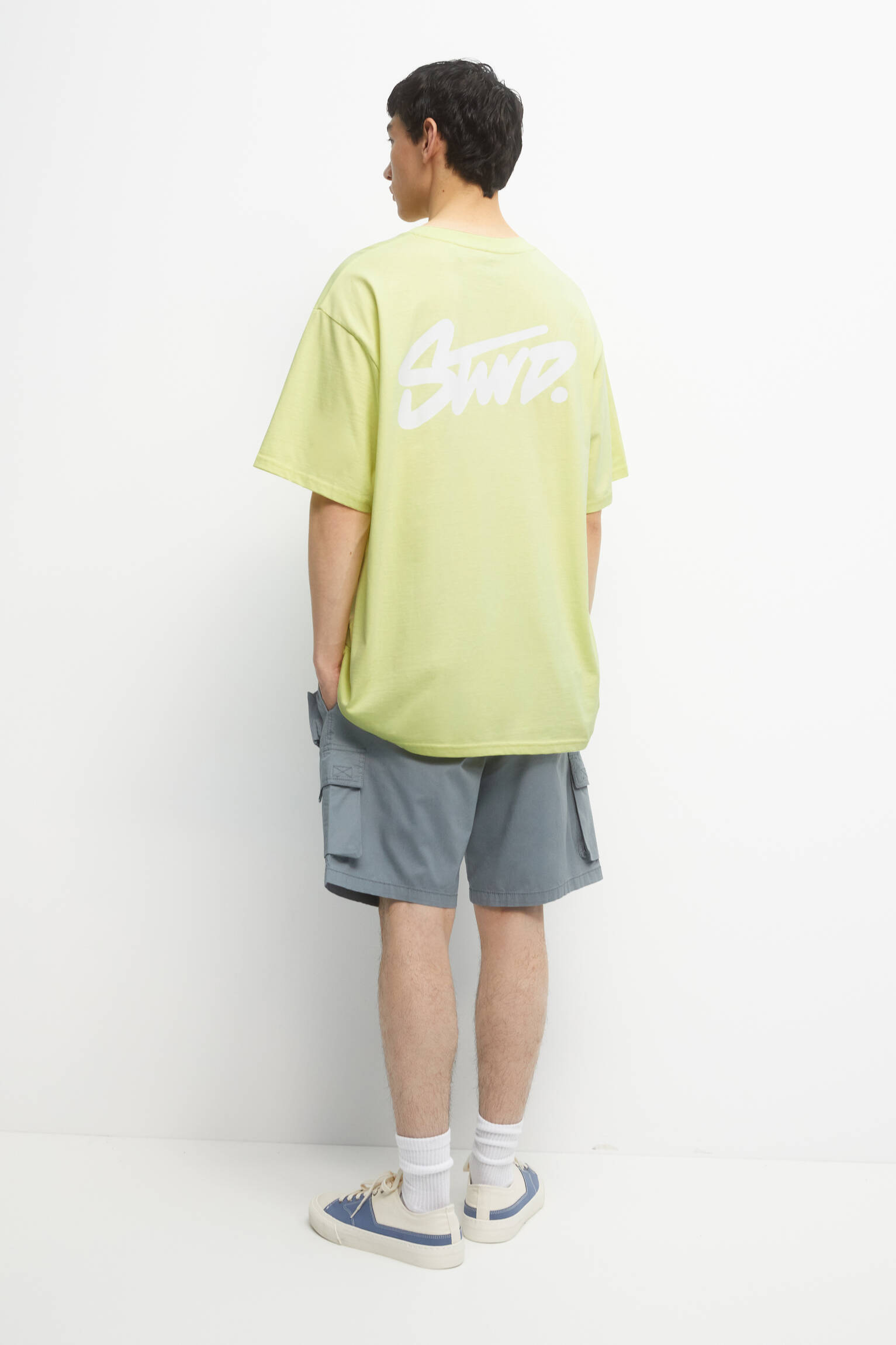 CAMISETA COM LOGOTIPO STWD - VERDE LIMÃO CLARO