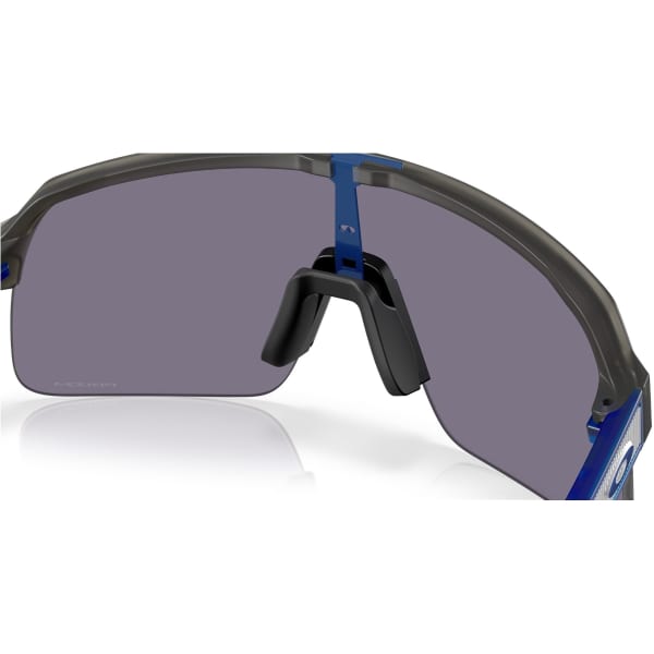 Lunette vélo OAKLEY SUTRO LITE MATTE GREY SMOKE/PRIZM GREY