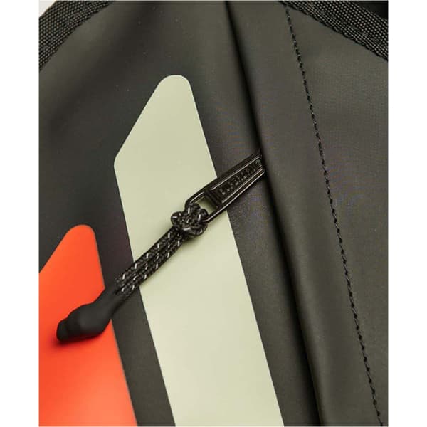 Duffel SUPERDRY TARP BARREL BAG BLACK
