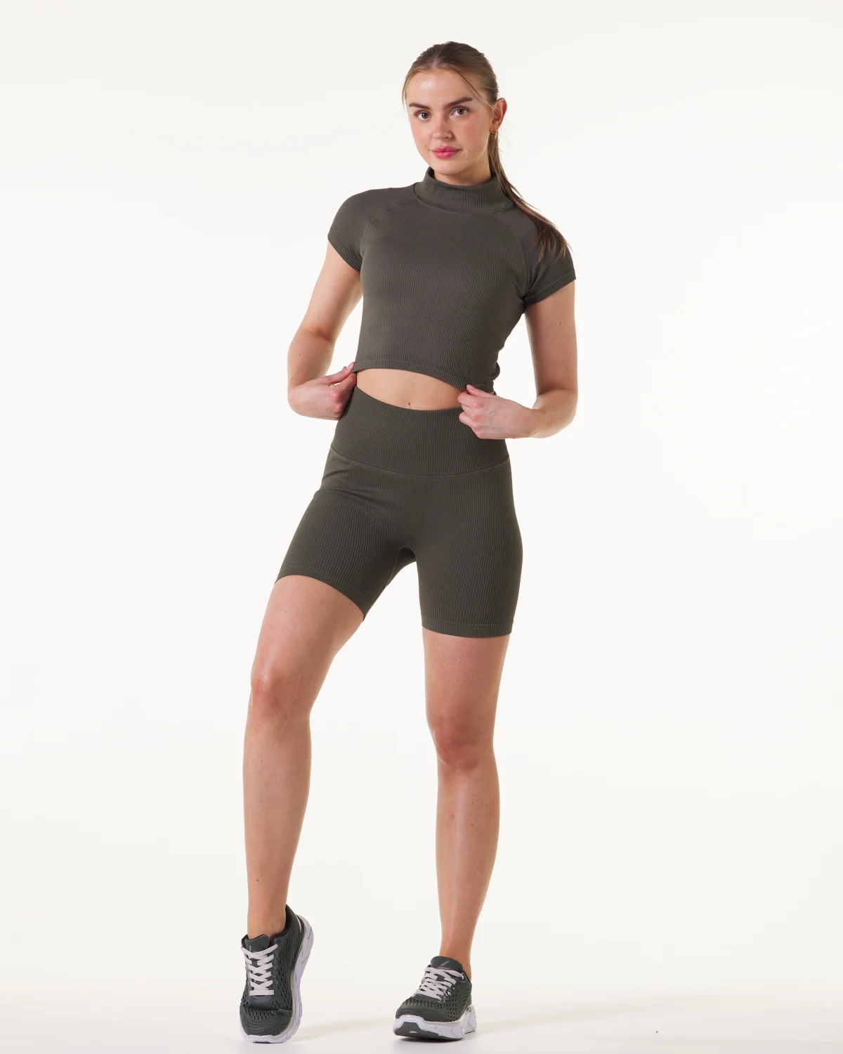 PERFECT RIB SET - Crop Tee + Shorts 5\