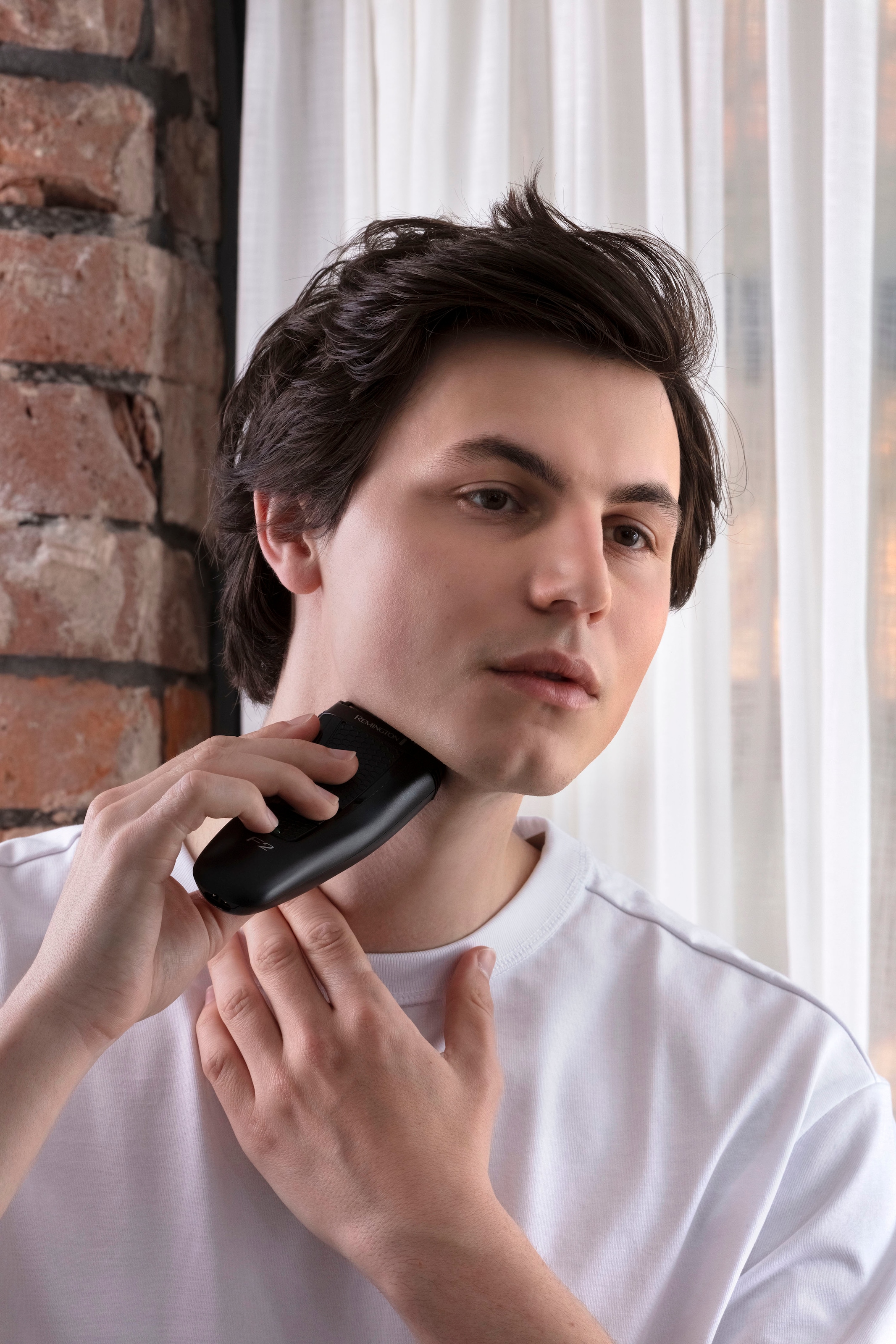Remington Elektrorasierer »F2002 Style Series Foil Shaver F2« 1 Stk. Aufsätze integrierter Präzisionstrimmer Pop-Up-Trimmer, abwaschbar, LED Anzeige, Präzisionstrimmer