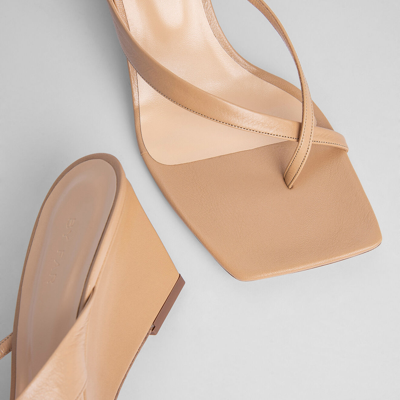 By Far Mules en Cuir Theresa nude - Talon 7 cm