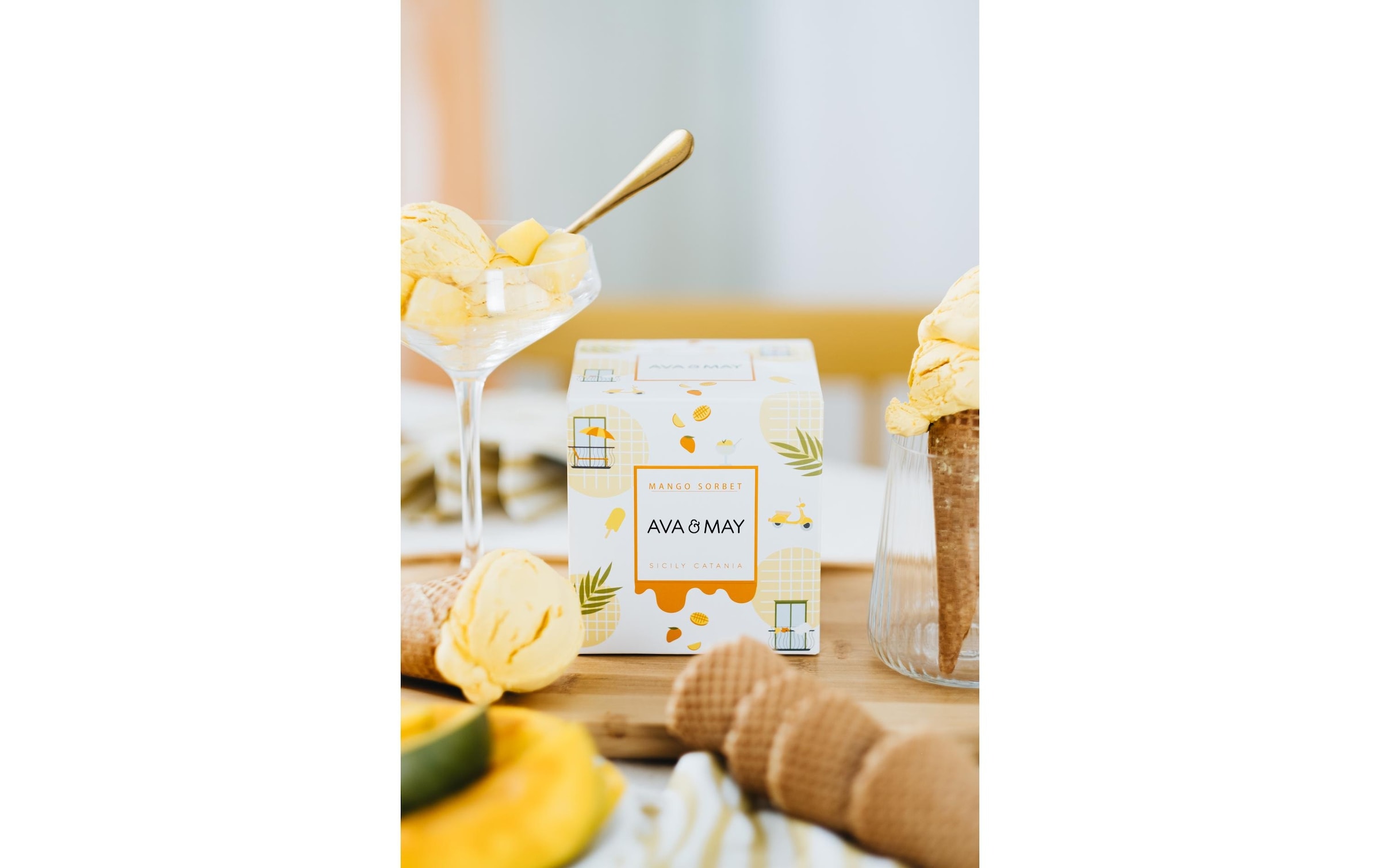 AVA & MAY Duftkerze »Mango Sorbet 450 g«