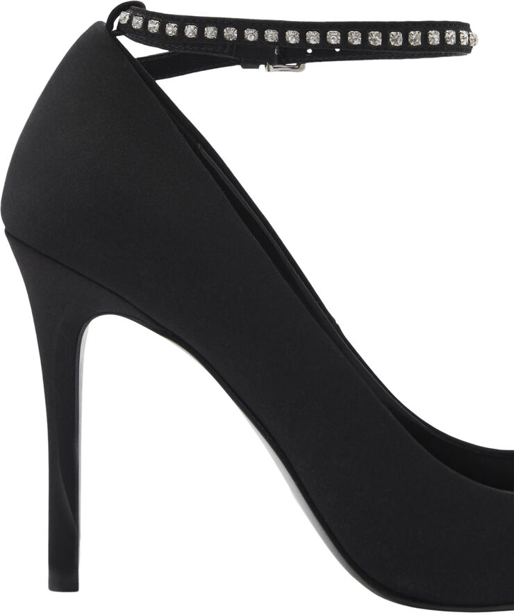 MANGO SHOES. -- PIEDRI Black