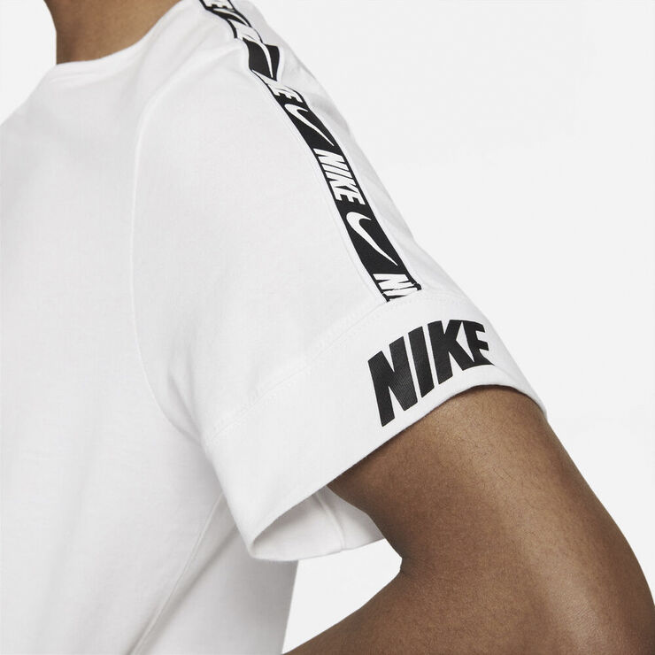 Nike Sportswear Repeat T Shirt Hvid