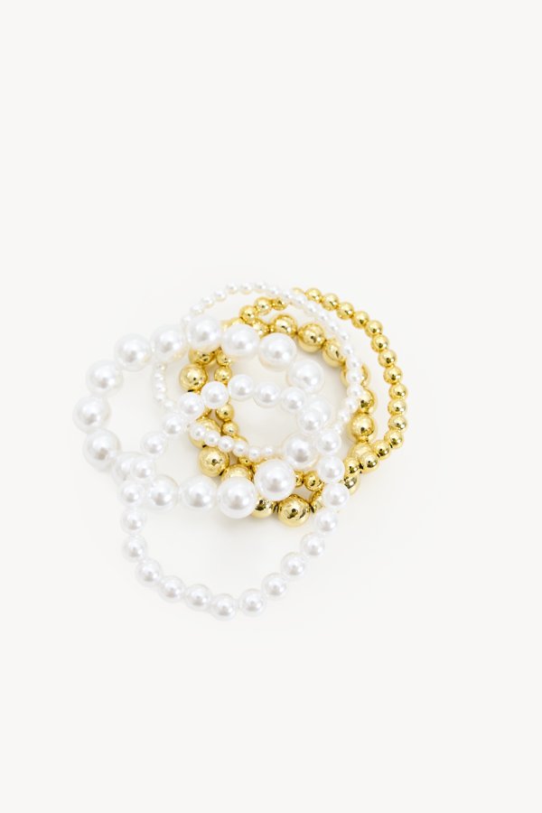 HIDDEN TREASURES - GOLD