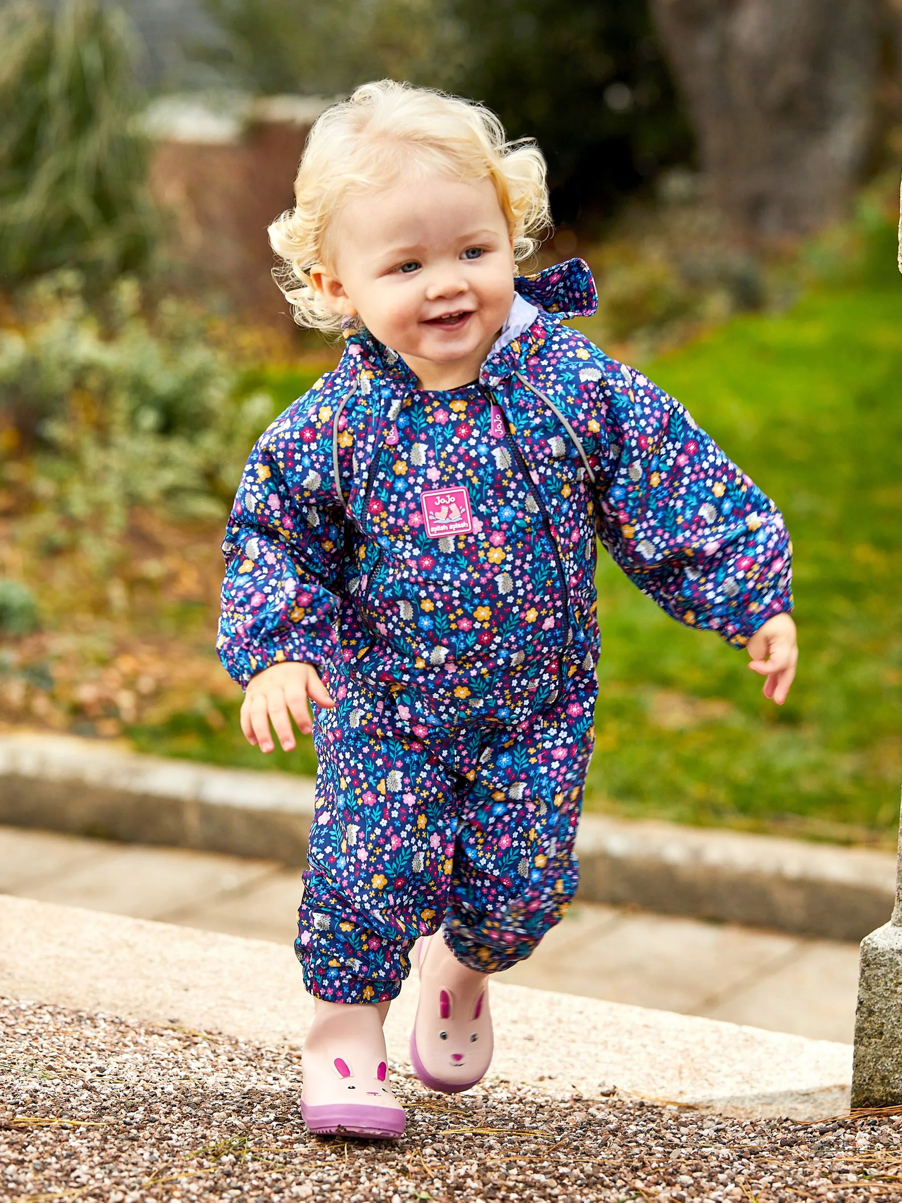 JoJo Maman Bébé gevoerde regenlaarsjes met print