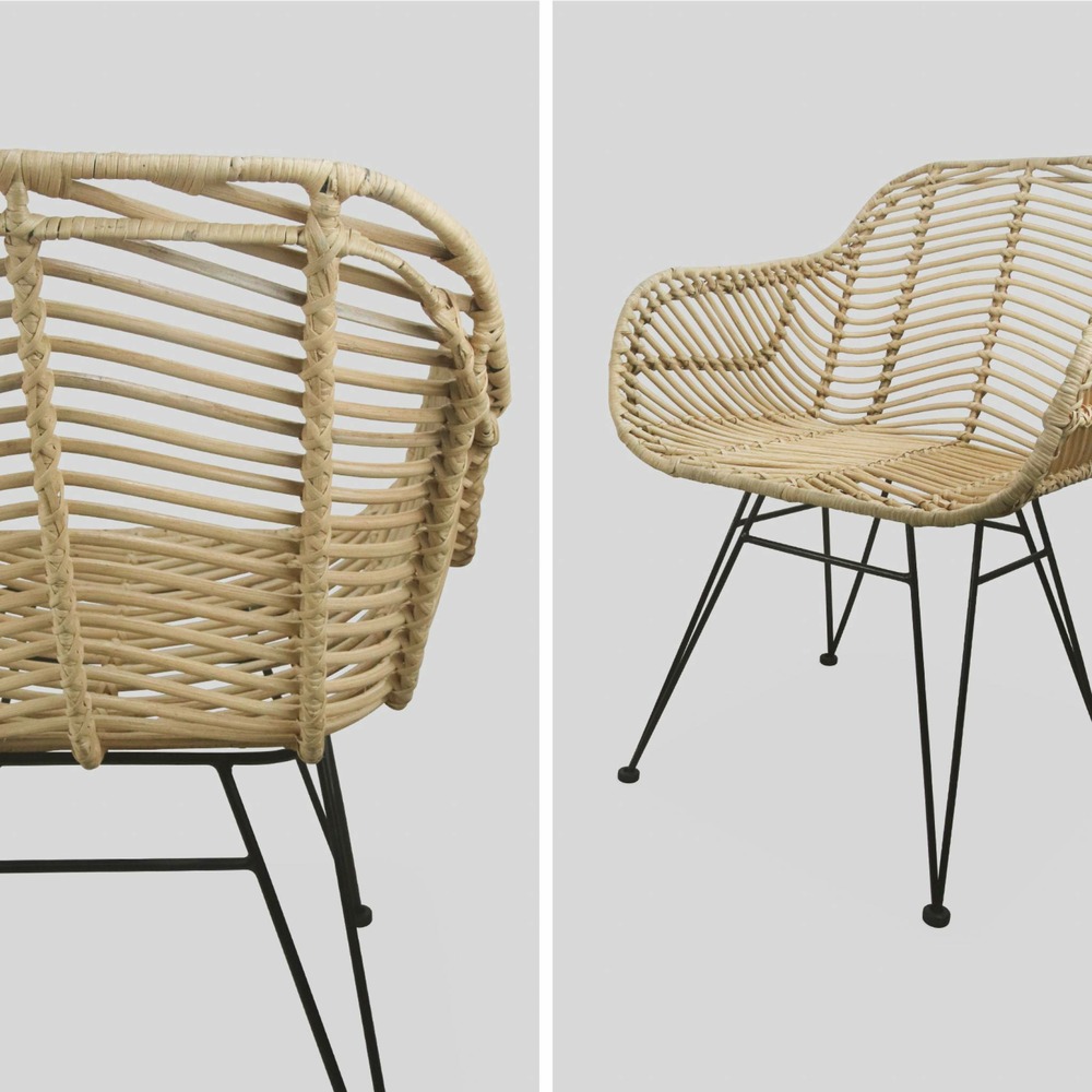 Fauteuil en rotin naturel et métal. Coussin noir - cahya